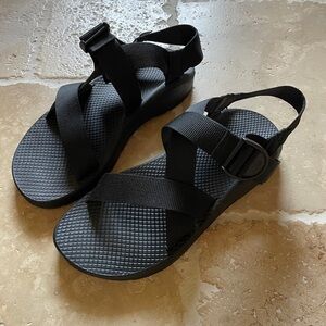 LIKE NEW Women’s Chacos